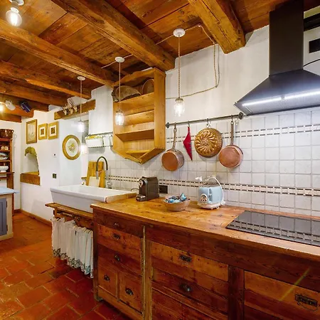 Le Du Coq Rouge Chalet