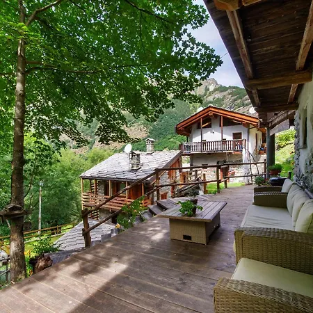 Chalet Le Du Coq Rouge *