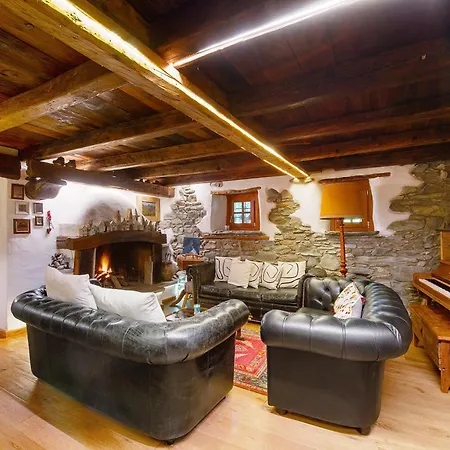 Le Du Coq Rouge Chalet *