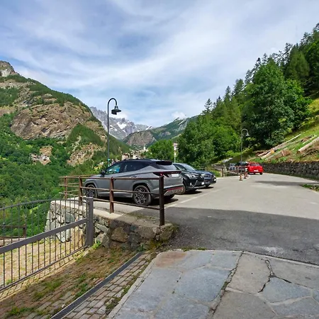 Chalet Le Du Coq Rouge
