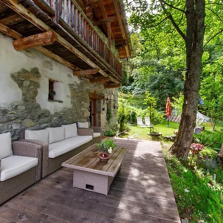 Le Du Coq Rouge Valtournenche